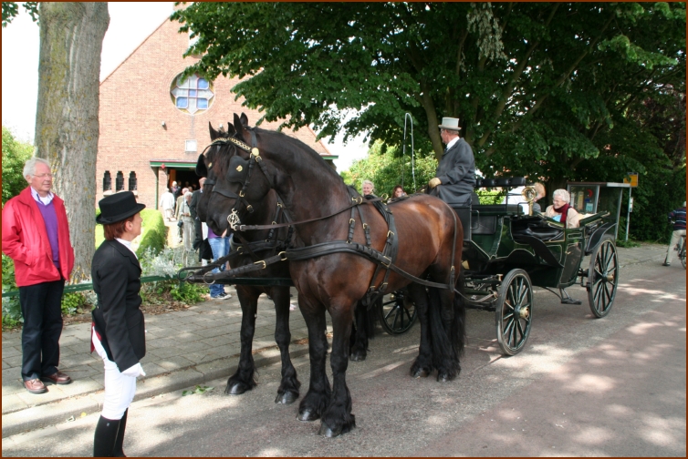 935 Willy & Gerard 074 Met de Koets